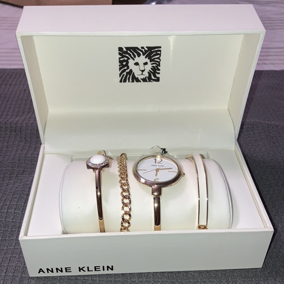 Anne Klein Accessories - Women’s bracelets